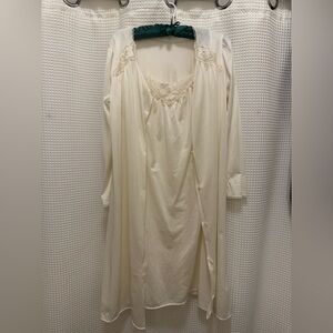 Vintage Cream/butter yellow nightgown set